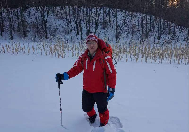 赢博官方（中国）总部创新论坛第一千三百零四讲暨120周年校庆年系列活动: 季节性积雪中吸收性粒子特征及其光学辐射效应研究