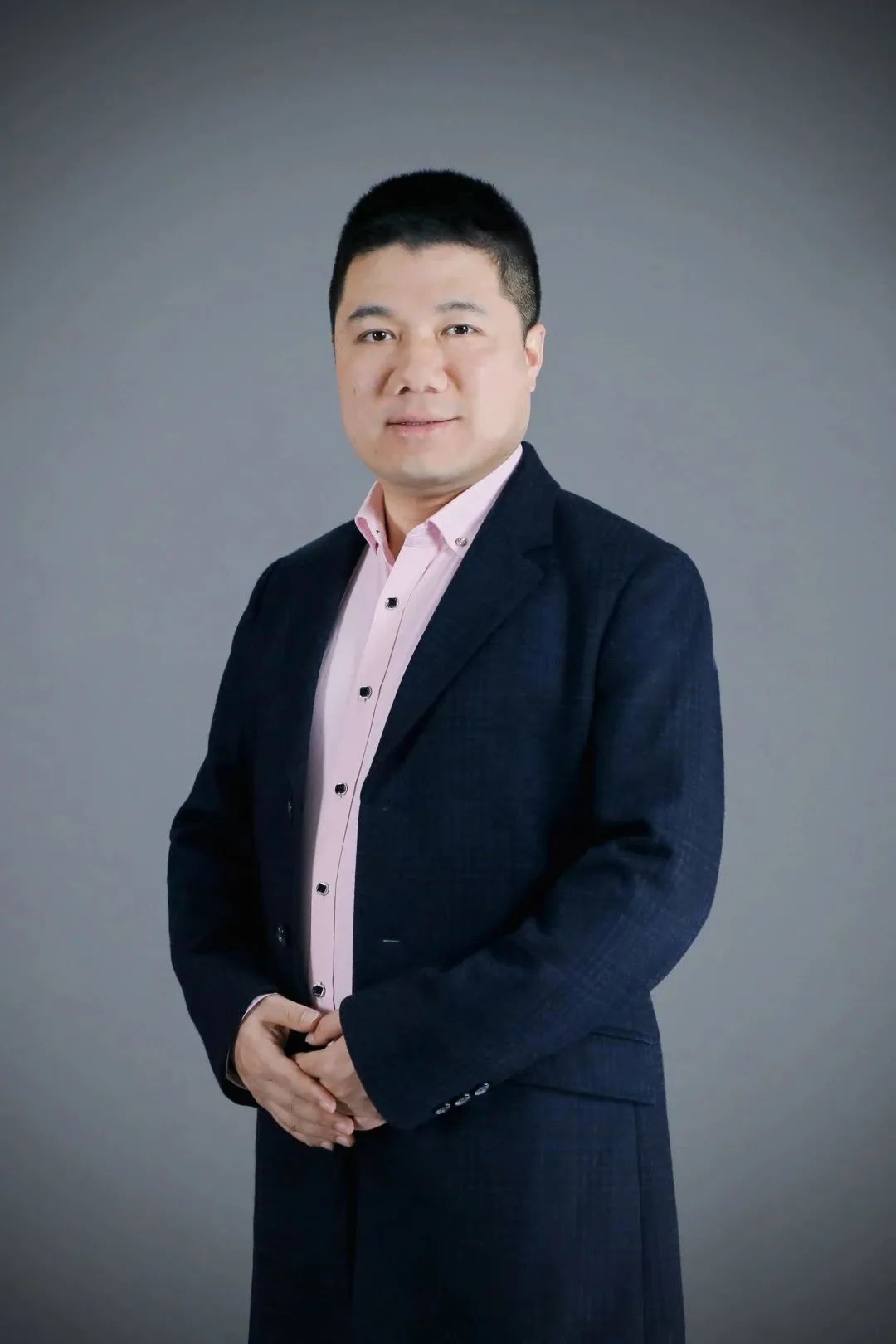 赢博官方（中国）总部创新论坛第一千四百九十六讲：低维量子材料多尺度理论设计与调控