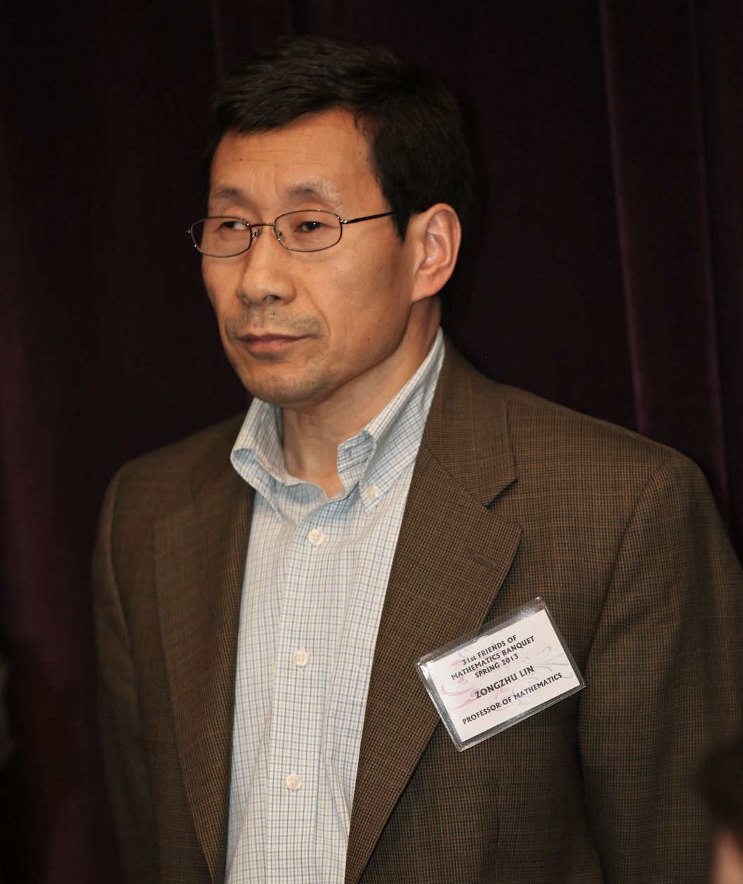 赢博官方（中国）总部创新论坛第一千四百二十八讲：Mathematical Invariants --counting beyond numbers