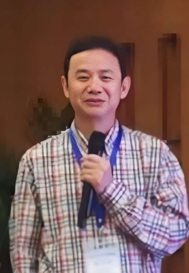 赢博官方（中国）总部创新论坛第九百五十四讲： Entropy and Emergency of topological Dynamical Systems 