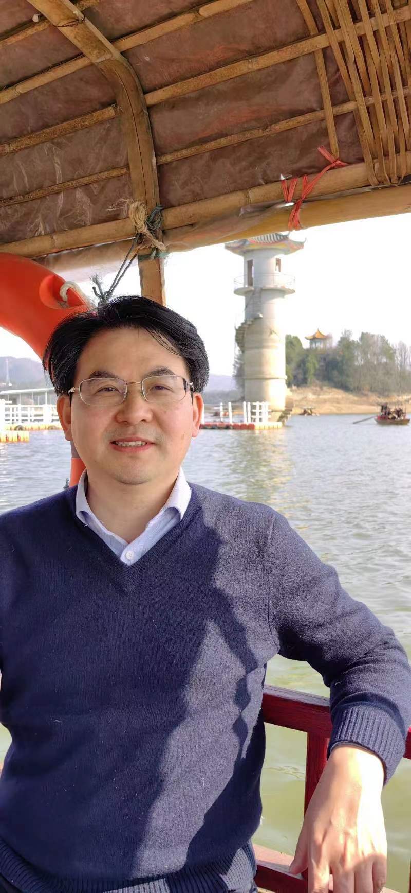 赢博官方（中国）总部创新论坛第一千三百五十六讲：Energy transfer and Generalized Fermi's Golden Rule in Hamiltonian nonlinear Klein-Gordon equations