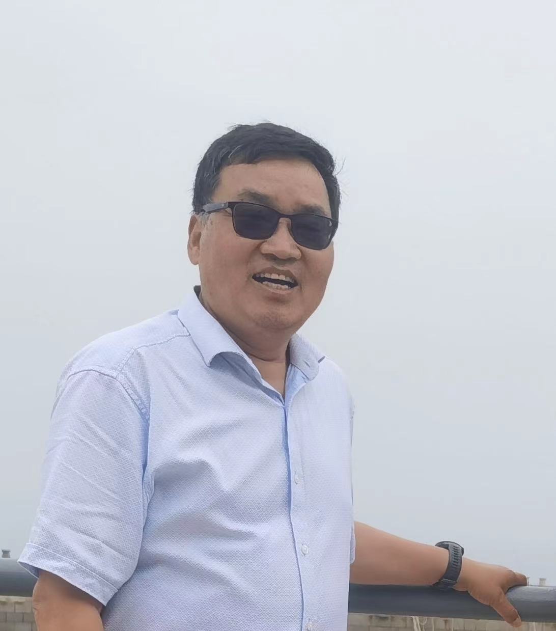 赢博官方（中国）总部创新论坛第一千四百五十一讲：The family of skew-normal distributions:  properties, applications, and recent development