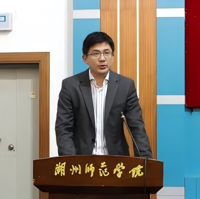 1XBET体育创新论坛第一千八百九十二讲：机器学习与核物质状态方程