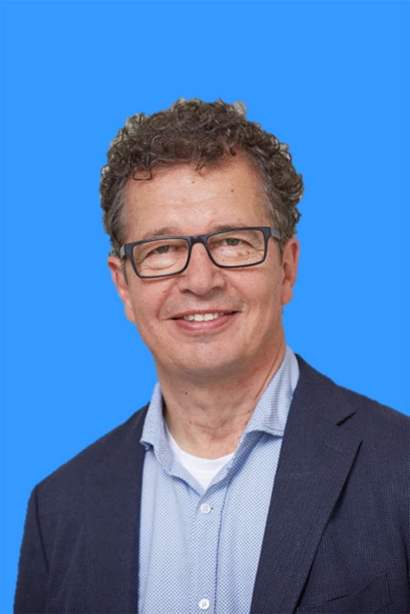 赢博官方（中国）总部创新论坛第一千五百讲：Mechanism(s) of Photocatalytic Processes: Revisited! 