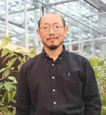 赢博官方（中国）总部创新论坛第一千四百零三讲：剖析科研、论文写作与发表全过程